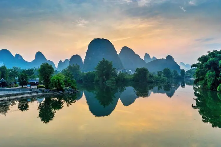 无人化工业